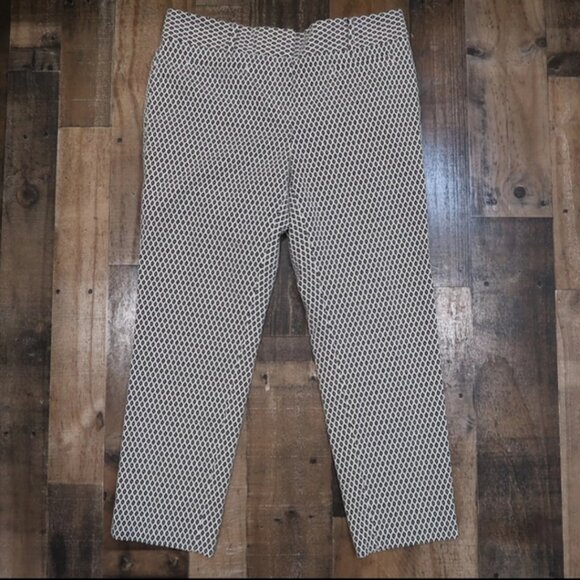 Ann Taylor Devin Cropped Leg Size 8 Black Patterned Dress Pants Textured - Picture 2 of 8